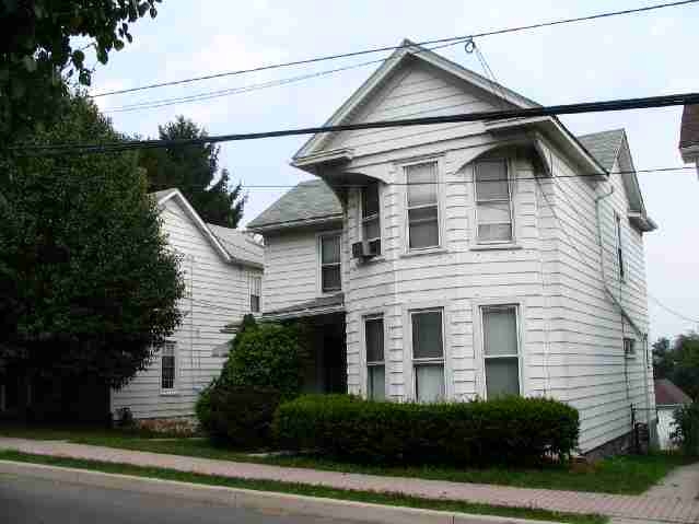 116 Center Street